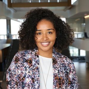 Meet your Posher, Ella